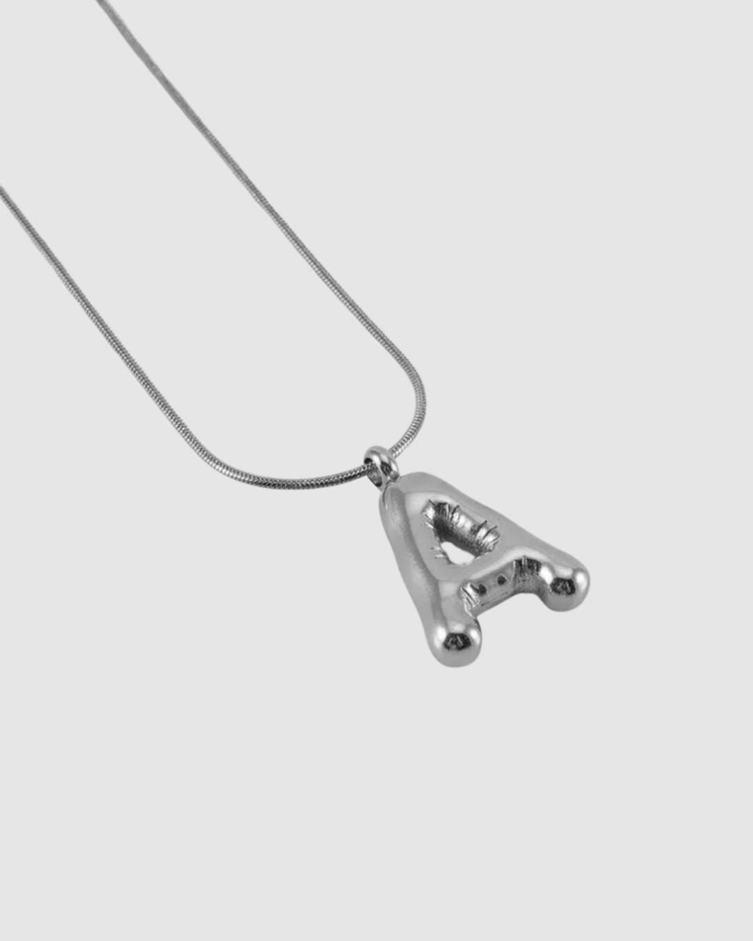 Théa Letter Chain