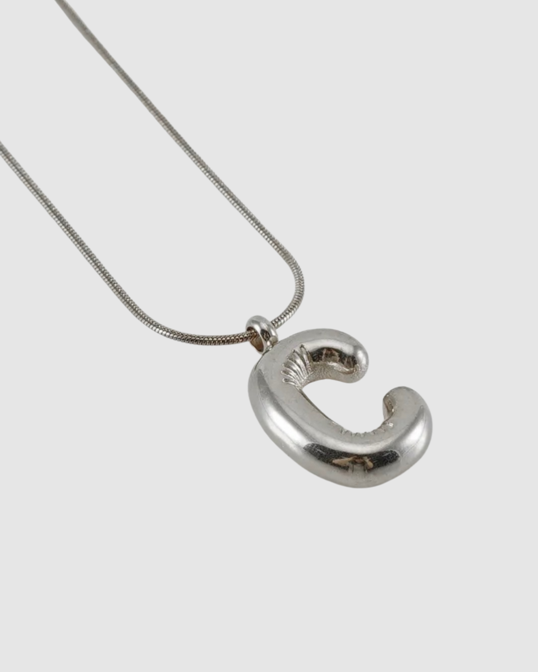 Théa Letter Chain