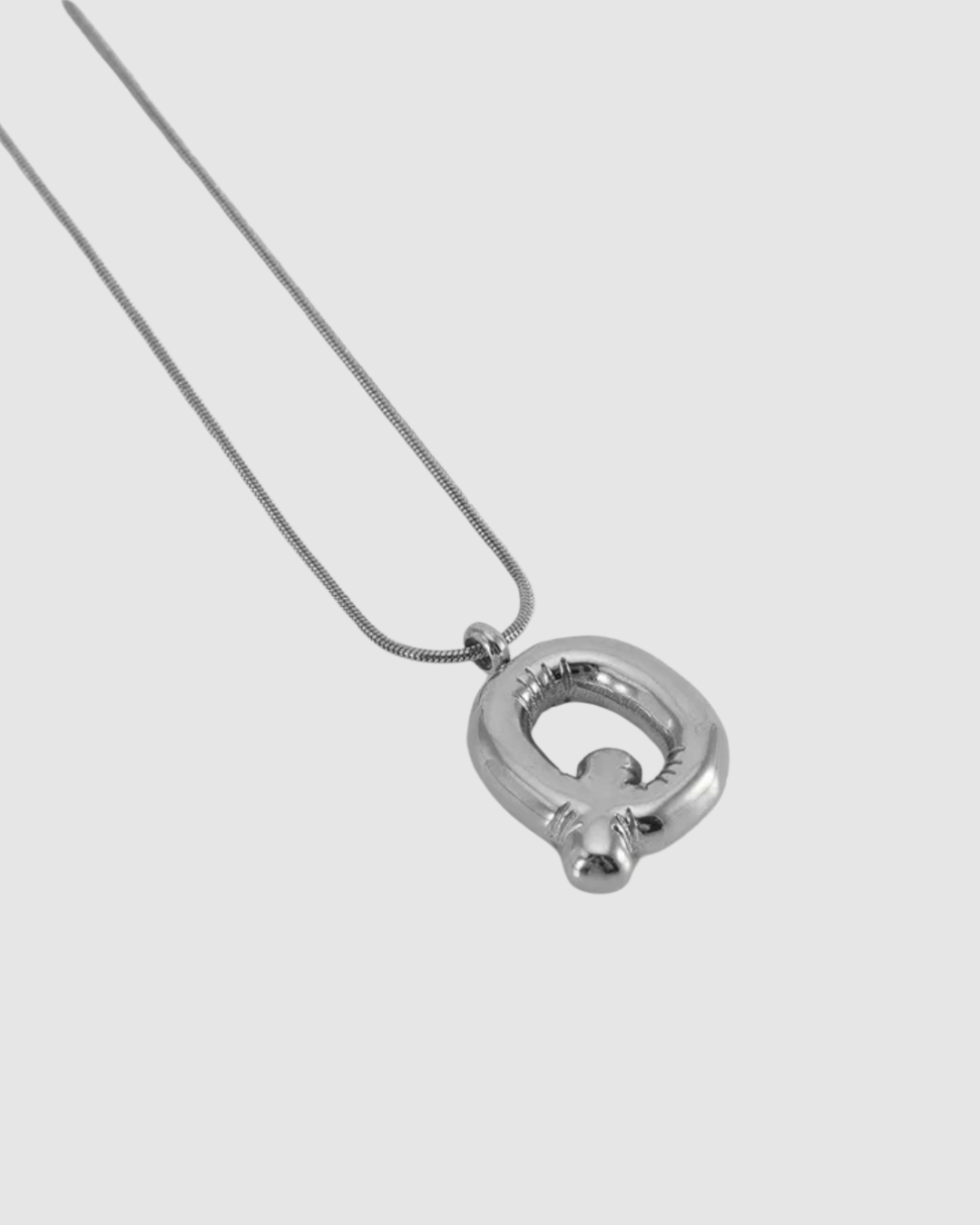 Théa Letter Chain