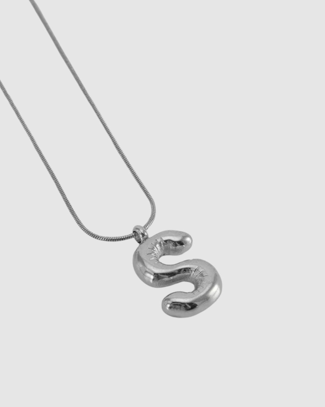 Théa Letter Chain
